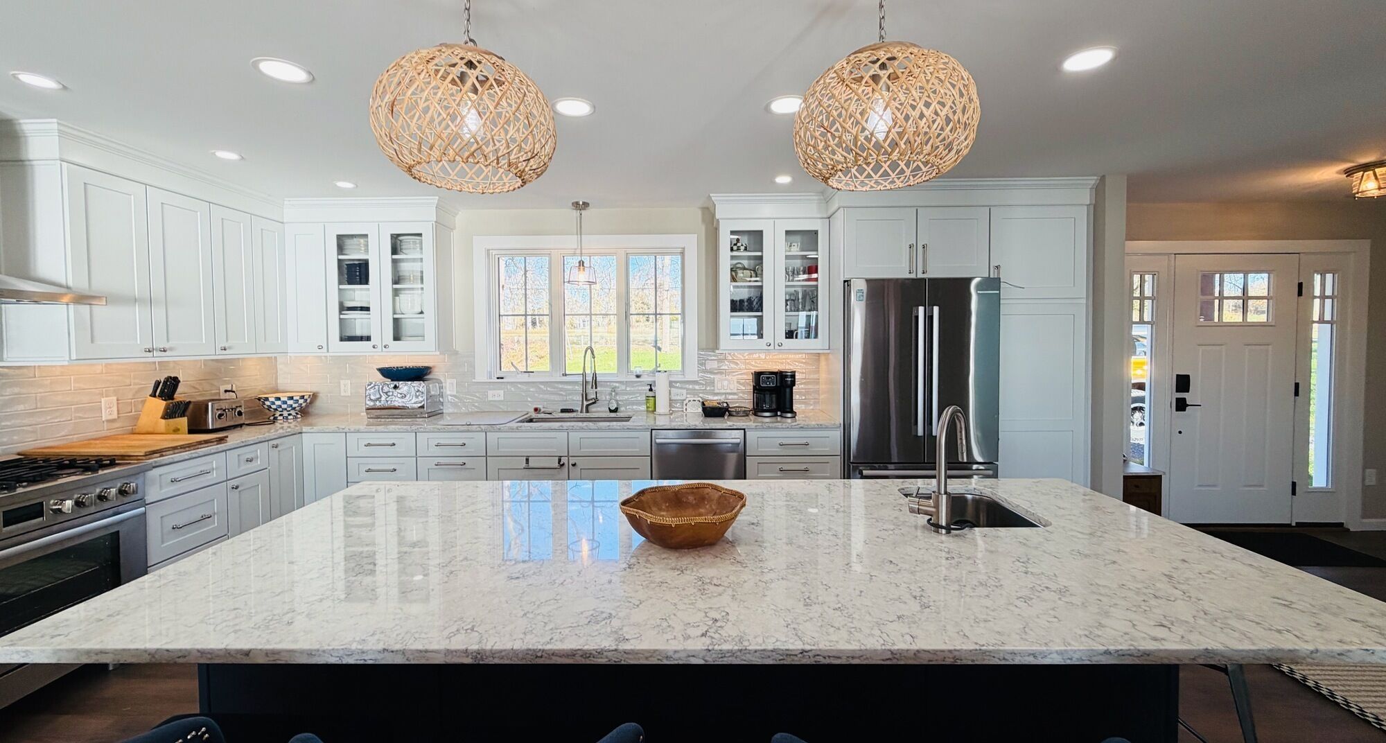 冰箱、微波炉、烤箱、炉灶