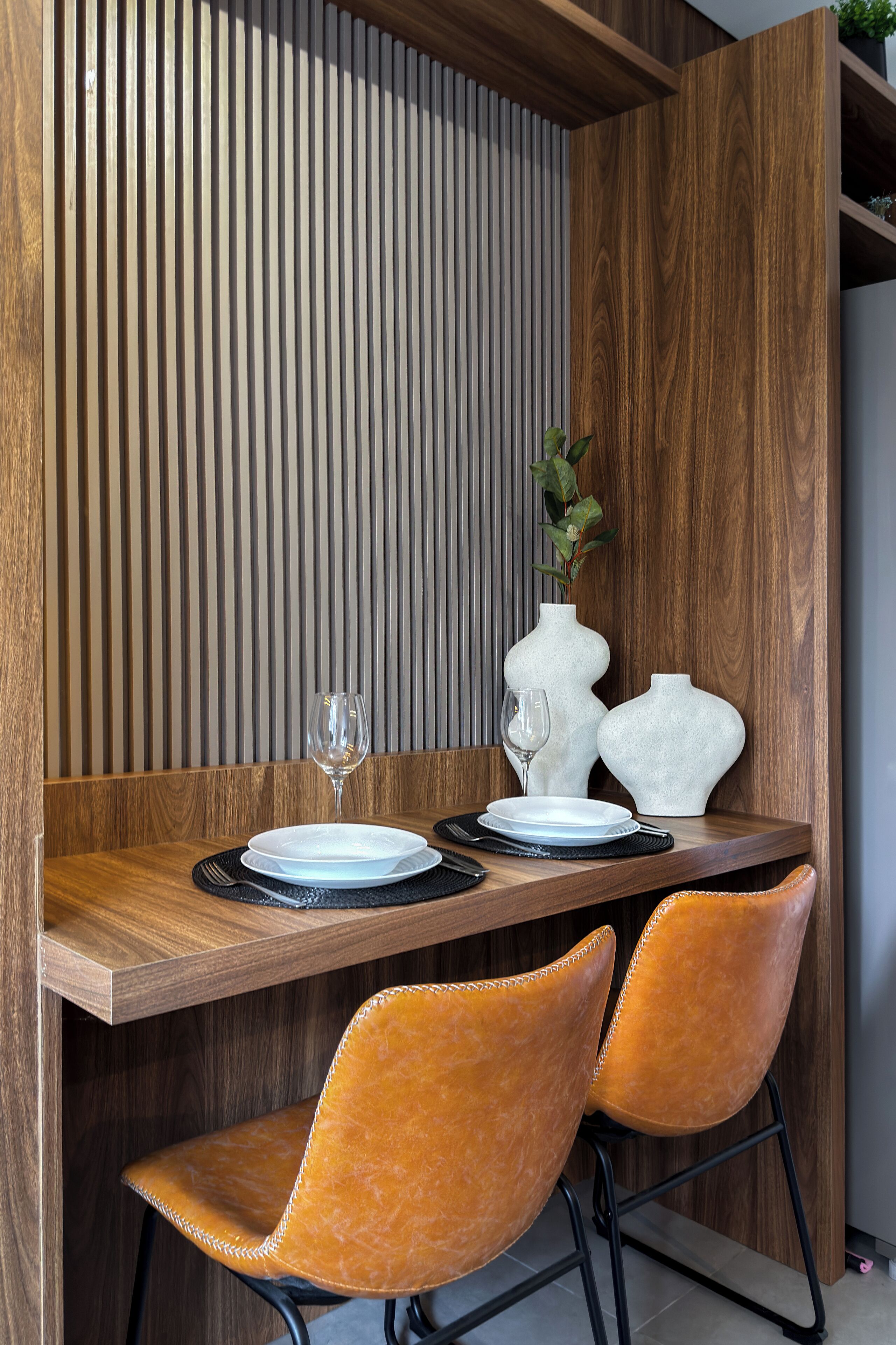 Deluxe Studio, City View | Living area