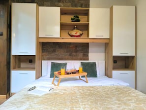 Room - Snow White, Private WiFi, Free Parking (Bansko)