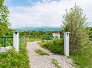 Property grounds - Village Holiday House Ivan Kozina with Pool (Trilj)