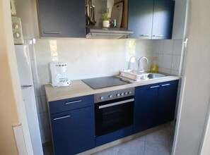 Fridge, microwave, oven, stovetop - Two Bedroom Apartment With Balcony (A2) (Kampor)