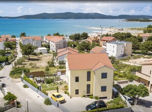 Exterior - Two Bedroom Apartment with Balcony and Sea View (Roza) (A1) (Šibenik)