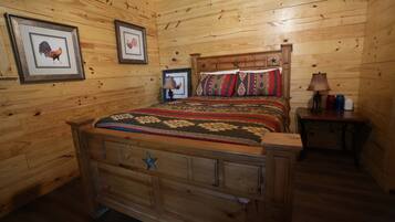 5 makuuhuonetta, työpöytä, Wi-Fi, vuodevaatteet