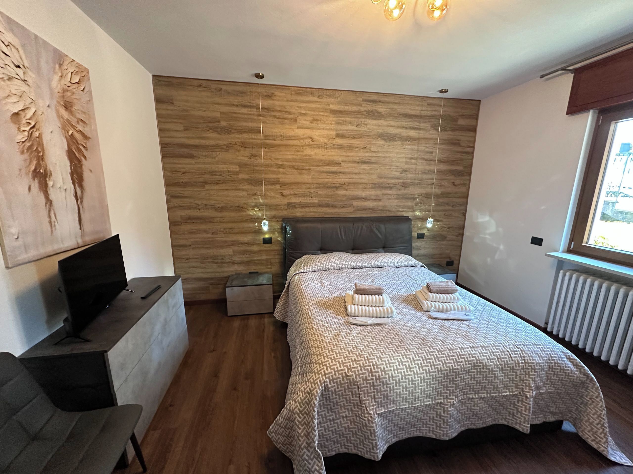 Bügeleisen/Bügelbrett, kostenloses WLAN, Bettwäsche