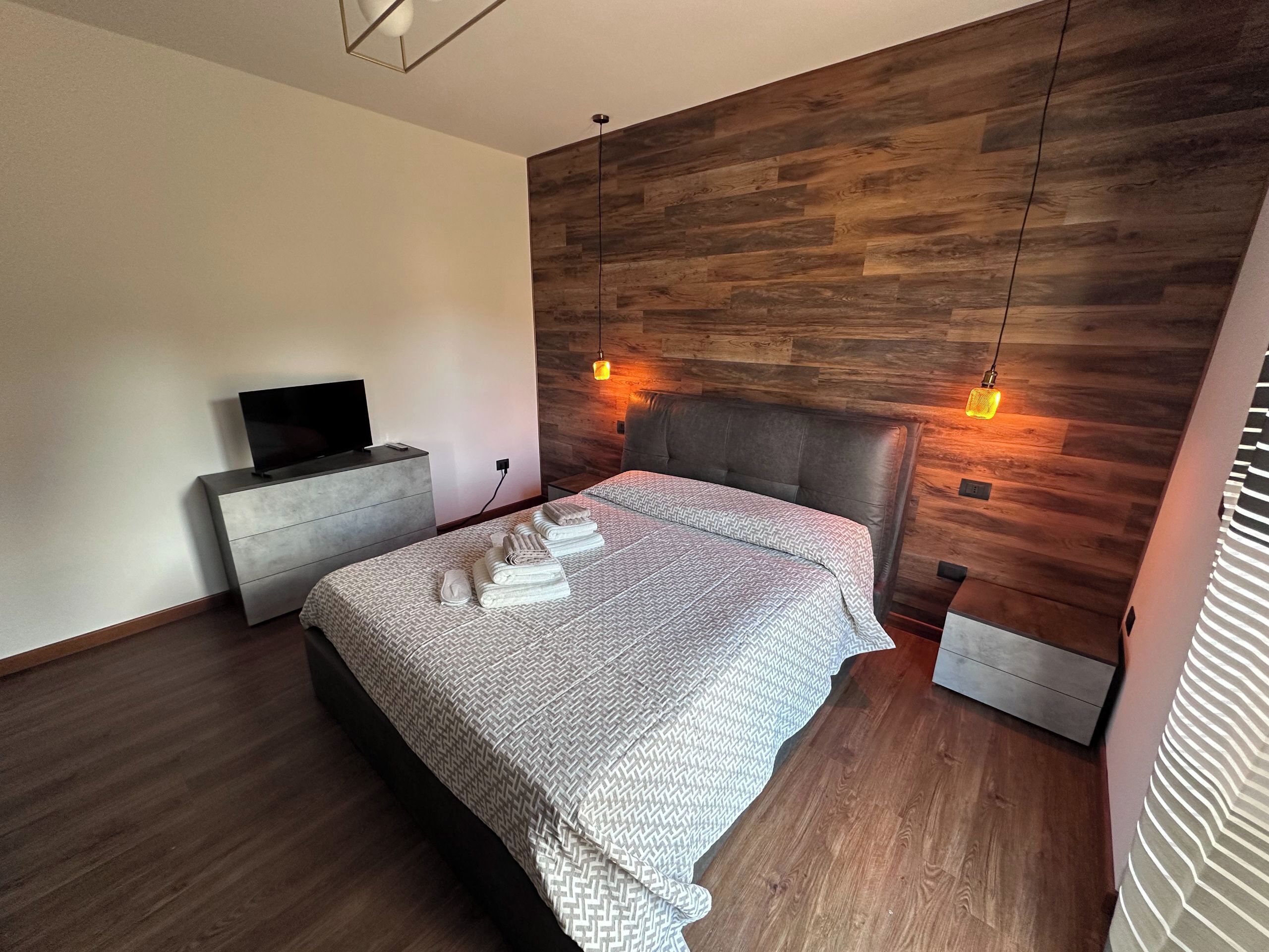 Bügeleisen/Bügelbrett, kostenloses WLAN