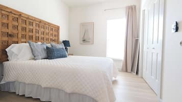 Tabla de planchar con plancha y internet