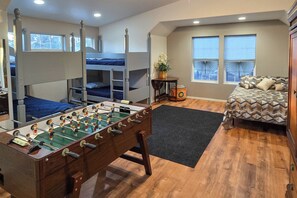 Desk, iron/ironing board, internet, bed sheets