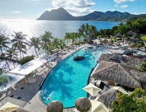 Pool - A tropical break, facing the Caribbean Sea in an exceptional setting (Le Diamant)