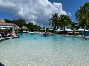 Pool - A tropical break, facing the Caribbean Sea in an exceptional setting (Le Diamant)