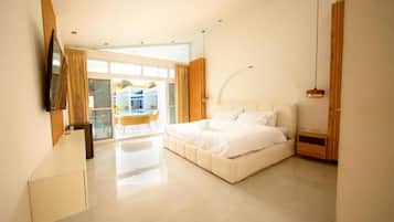 In-room safe, blackout curtains, soundproofing, free WiFi