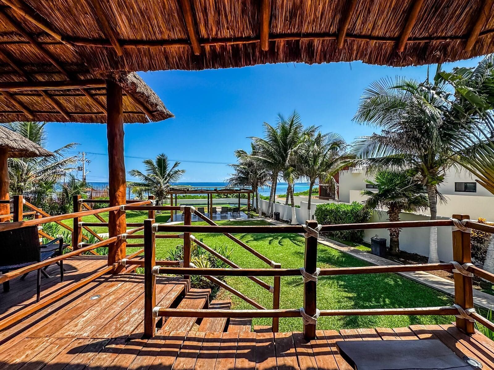 المنطقة المحيطة بالمنشأة