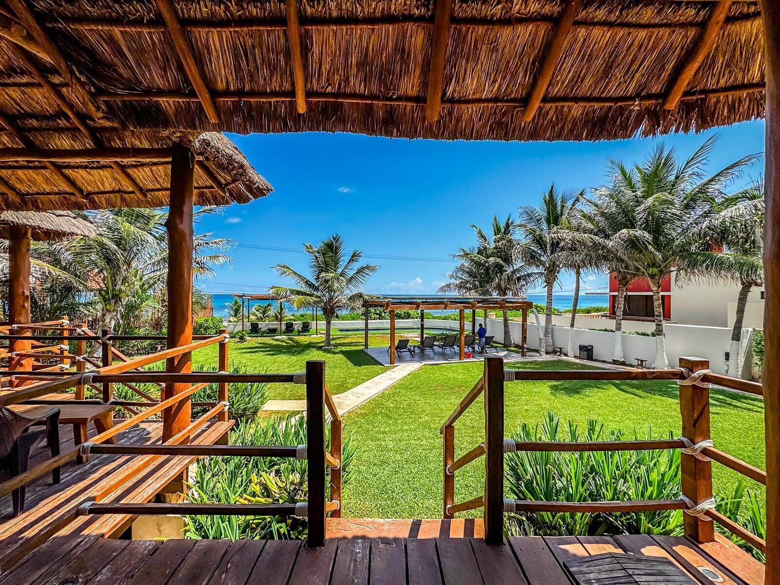 المنطقة المحيطة بالمنشأة