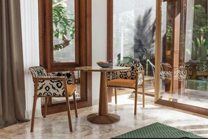 Villa, 1 Bedroom, Pool View