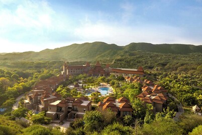 The Westin Jaipur Kant Kalwar Resort And Spa