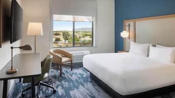 Standard Room, 1 King Bed | Premium bedding, desk, laptop workspace, blackout drapes