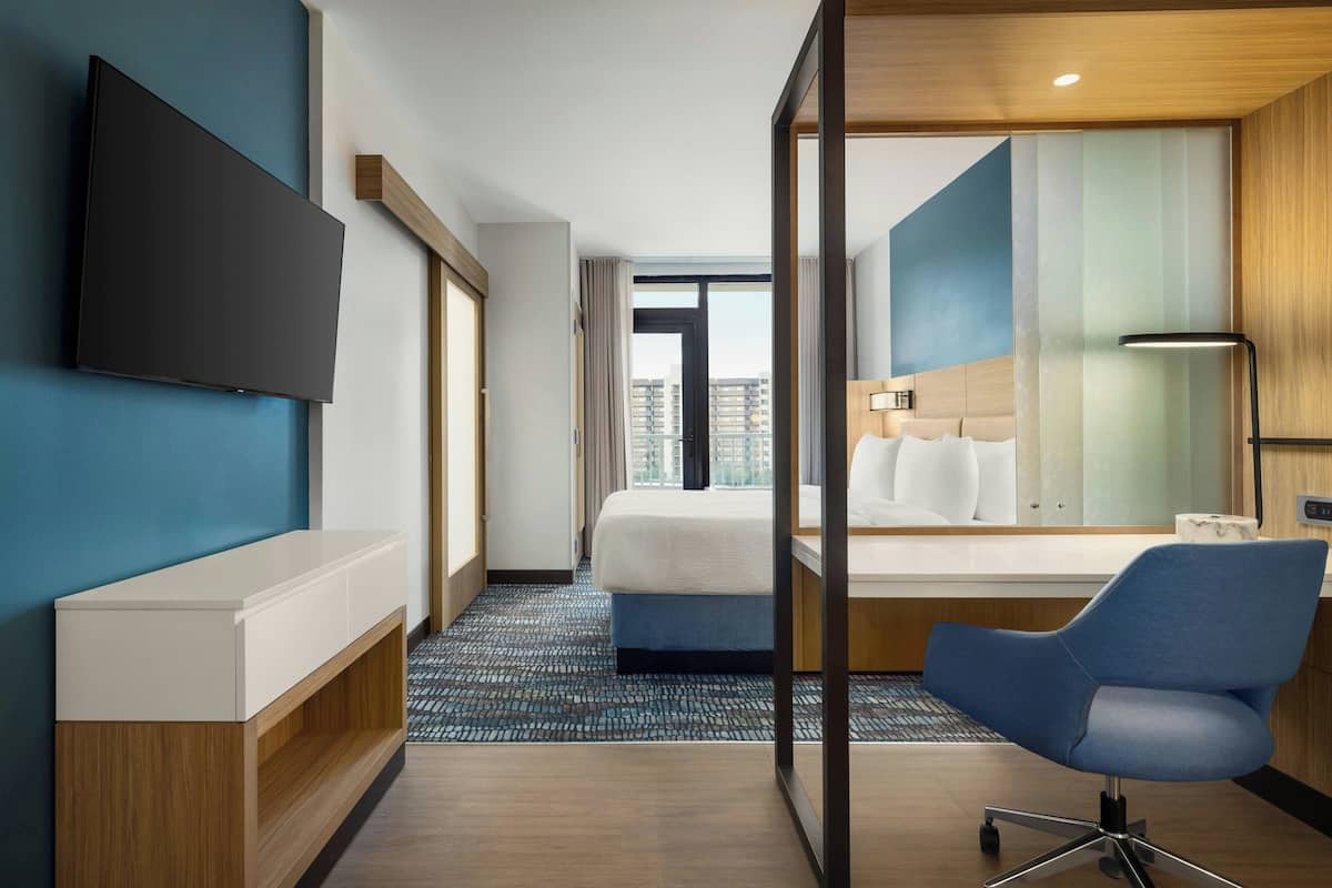 Room, 1 King Bed, Balcony (View)