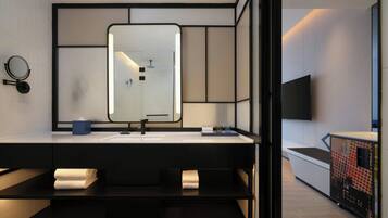Chambre, 2 lits doubles, vue ville | Salle de bain | Articles de toilette gratuits, sĂšche-cheveux, chaussons
