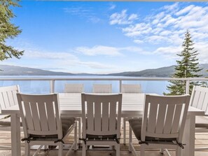 Outdoor dining - The Gem of Lake CDA-Panoramic Waterfront Home with Private dock (Harrison)