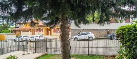 基础公寓 | 住宿场地