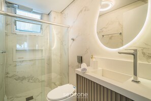 Basic Apartment | Bathroom - Full apt Near Ufsc in Florianopolis Cec0612 (Florianópolis)