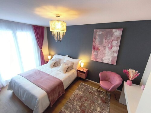 Villa 5 bedroom - Big Garten, Fitness, Mountain view, Playroom, Free Parking