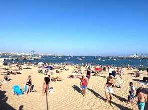 Beach - Cascais By the Ocean (Cascais)