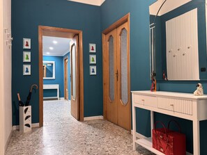 Interior - Your Authentic Retreat in the Heart of Naples. (Napoli)