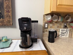 Interior - Relaxing 3-Bedroom Retreat on a Quiet Pond Close to Pinehurst & Southern Pines (Whispering Pines)