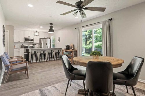 Fishers Haven | Pet-Friendly 3BR + Air Mattress