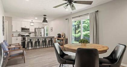 Fishers Haven | Pet-Friendly 3BR + Air Mattress