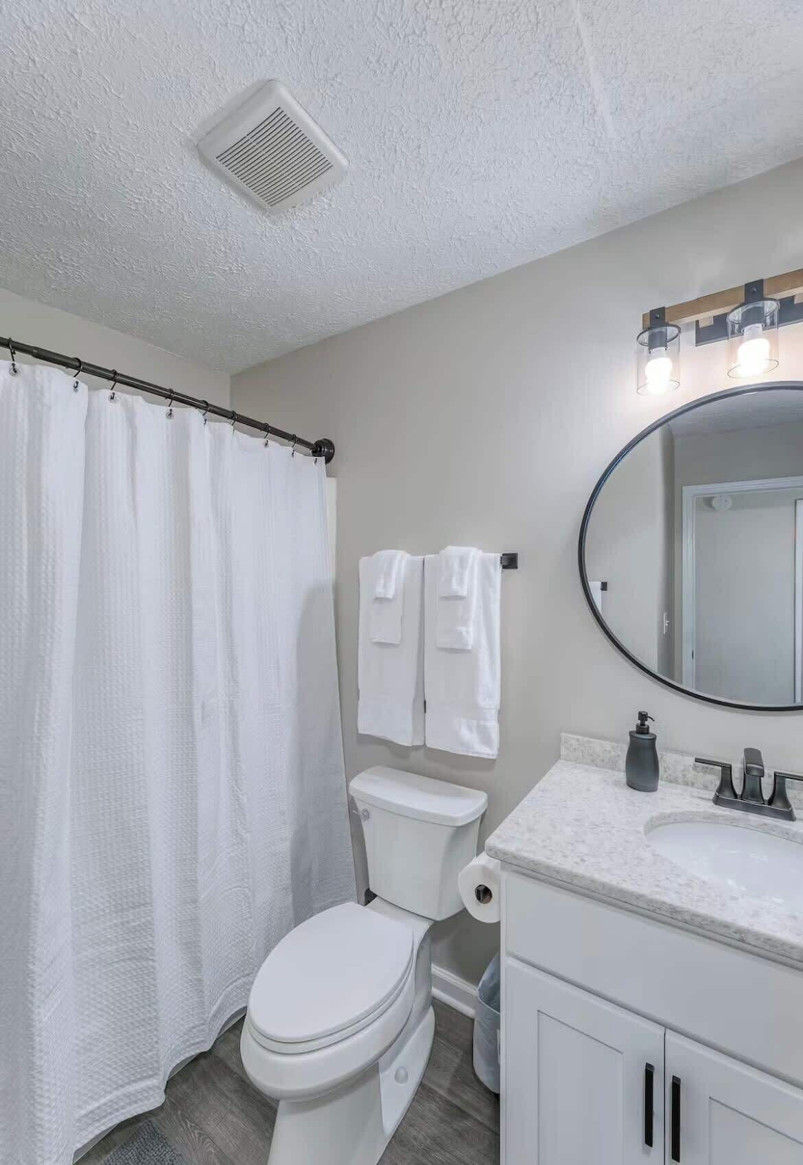 Shower, towels