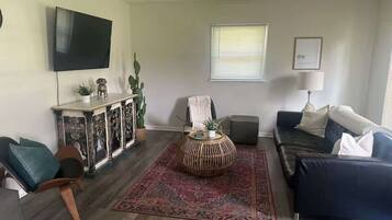 Televisión, oficina