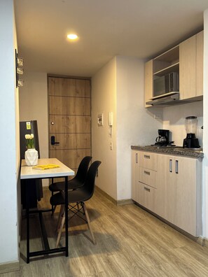 Microondas y parrilla de estufa