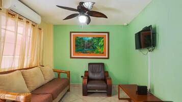 Desk, laptop workspace, iron/ironing board, free WiFi