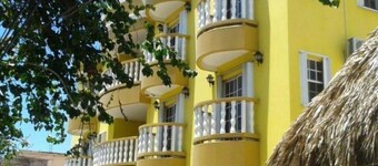 Paradise Suites & Residence