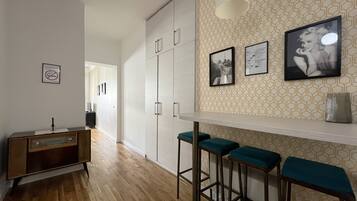 Standaard appartement | Dineren op de kamer