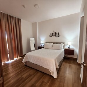 1 chambre, fer et planche à repasser, Wi-Fi gratuit, draps fournis