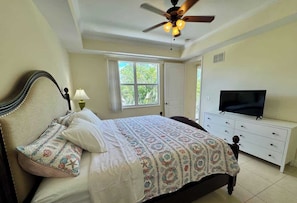 2 bedrooms, travel cot, WiFi, bed sheets