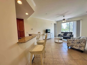 TV, offices - New Coastal Work Oasis - 1mi from beach (Bonita Springs)
