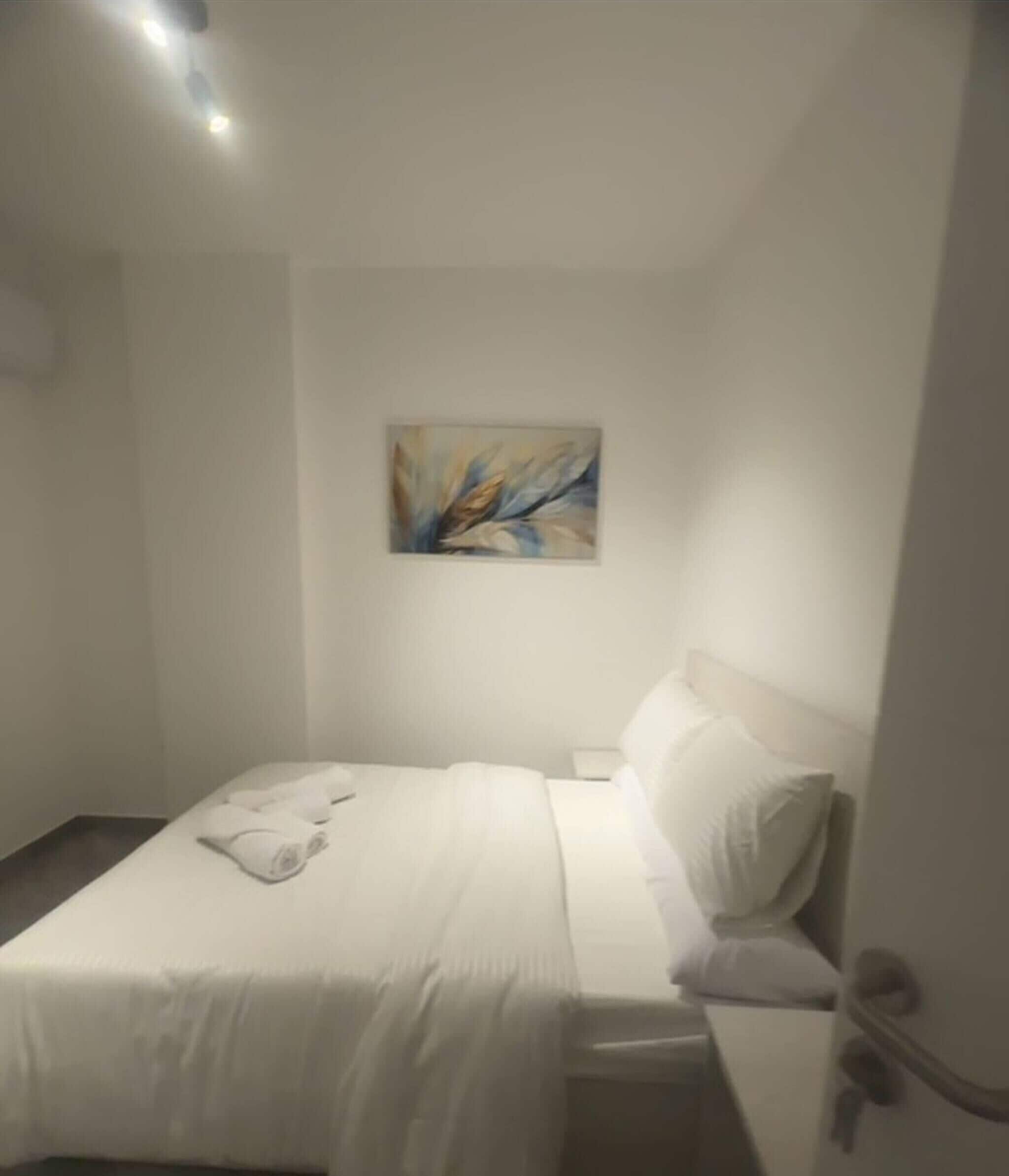 Room, 1 Bedroom, Smoking, Balcony | 1 bedroom