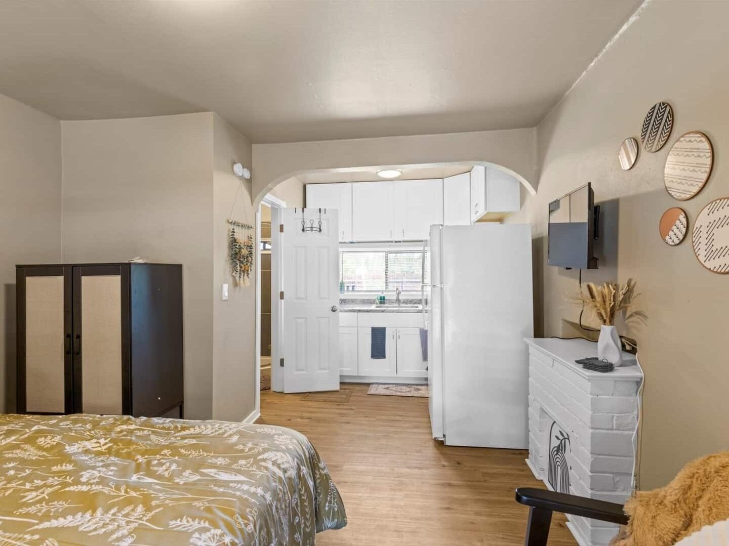 Strygejern/strygebræt, Wi-Fi, sengetøj