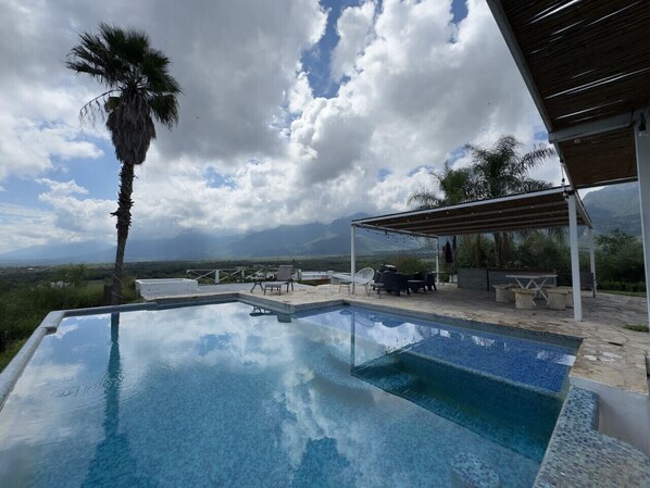 Pool - Quinta en Santiago con alberca y vistas (Santiago)