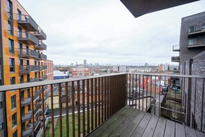 Property grounds - Stylish Apartment with Balcony in London (London)