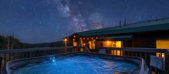 Hot Tub, Mountain Views: Private Mountatin Escape- Entire home in Black Hawk, CO