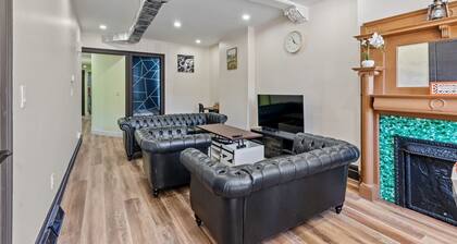 Spacious Home In Troy