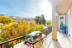 Property grounds - Zion Basecamp: Spacious Retreat w/ Private Hot Tub (La Verkin)