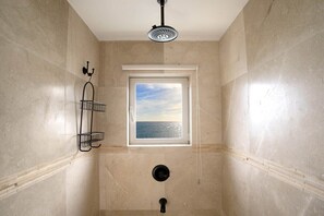 Interior - Villa Myles: Beachfront (Simpson Bay)