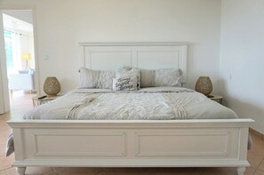 WiFi, bed sheets