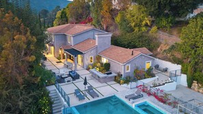 独立别墅 (Multiple Bedrooms) | 住宿内部