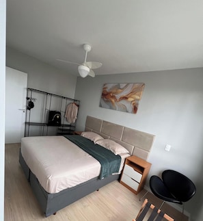 Apartemen Desain, patio, pemandangan laut | Didekorasi berbeda-beda dan dilengkapi dengan perabotan berbeda-beda